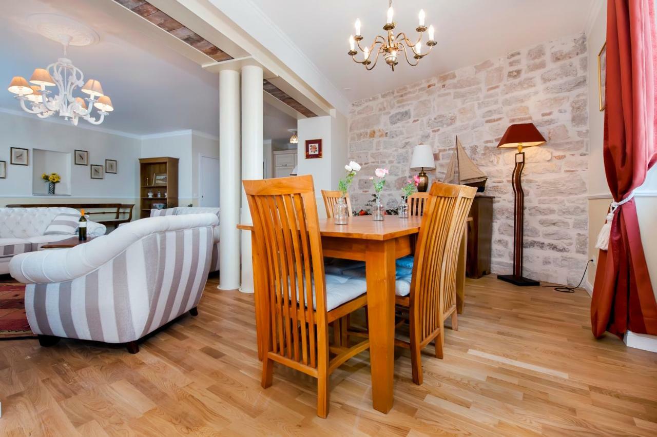 Adriatic Royal Sea View Apartment Rovinj Exterior photo