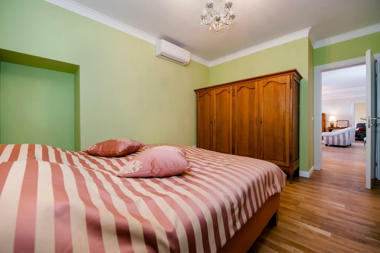 Adriatic Royal Sea View Apartment Rovinj Exterior photo