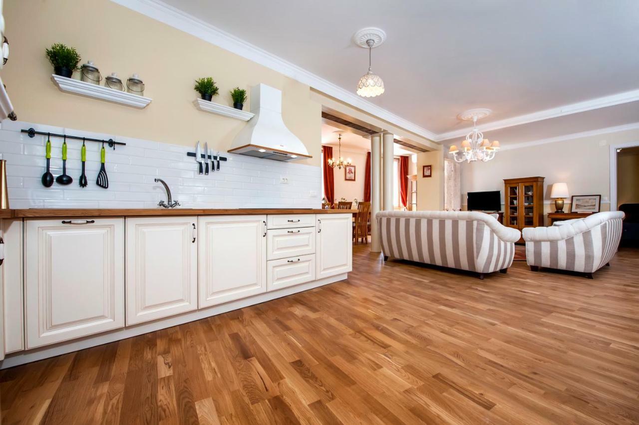 Adriatic Royal Sea View Apartment Rovinj Exterior photo