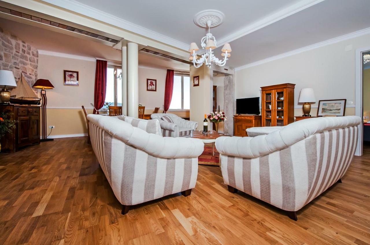 Adriatic Royal Sea View Apartment Rovinj Exterior photo